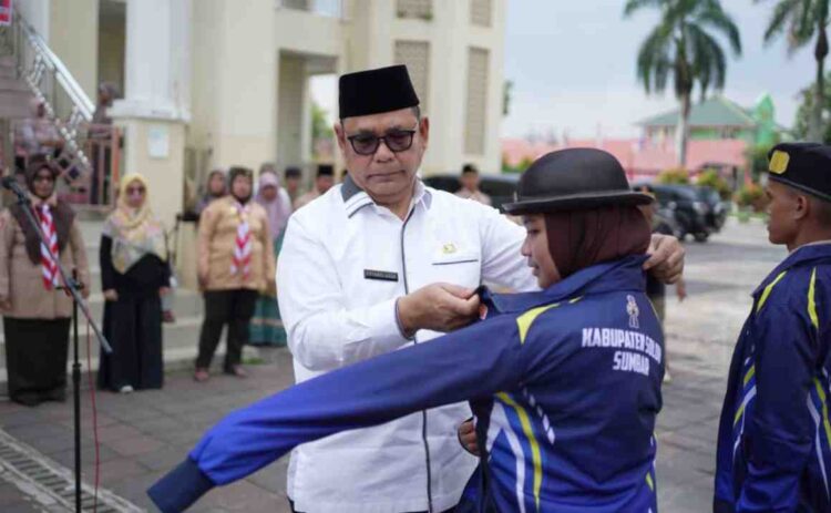 Bupati Solok Lepaskan Kontingan Pramuka Kwartir Cabang 0302 Mengikuti Raimuna Nasional Ke-XII