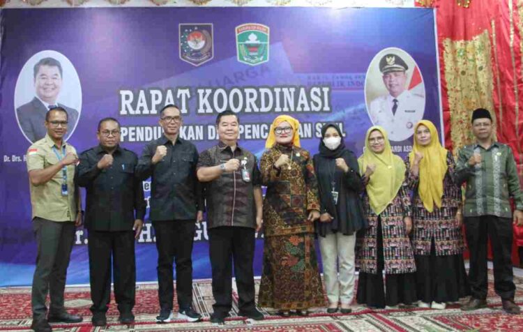 Ditjen Dukcapil Kemendagri Minta OPD di Kab Solok untuk Bisa Bersinergi dengan Disdukcapil