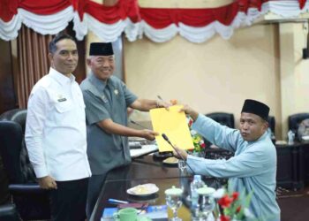 Fraksi di DPRD Kabupaten Solok Sampaikan Pandangan Umum Terhadap Ranperda APBD Tahun 2024 