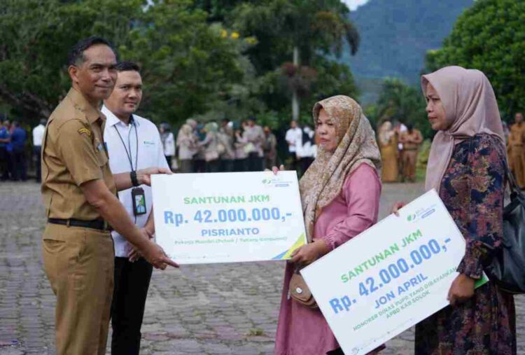 Sekda Solok Pimpin Apel Gabungan, Sekaligus Umumkan Rangkaian Pemenang Lomba HUT RI Ke-78