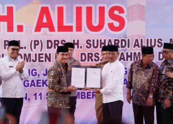 Bupati Solok Hadiri Peresmian Pemakaian Masjid H.Alius 