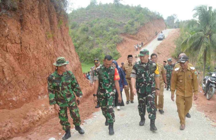 Tim Wasev Mabes TNI AD, Tinjau Sasaran TMMD Ke-118 Kodim 0309 Solok