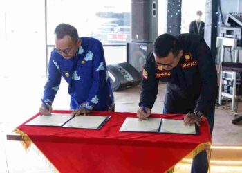 Pemkab Solok dan Pemkab Kampar, Menandatangani MoU Ke-Dua Daerah