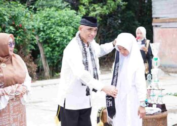 Pondok Al Qur’an At-Tauhid Nagari Koto Guguak Wisudakan 65 Orang Anak Didik