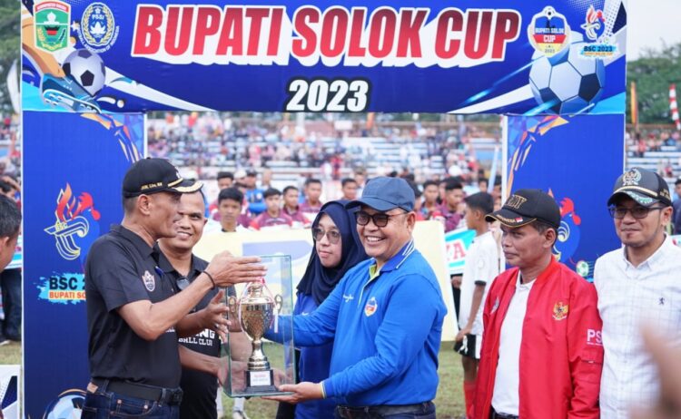 Dihadiri Ribuan Warga, Bupati Solok Cup II Tahun 2023 Dibuka Secara Resmi