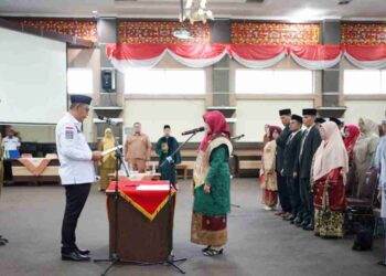 Bupati Solok Lantik 83 Pejabat Fungsional Guru 