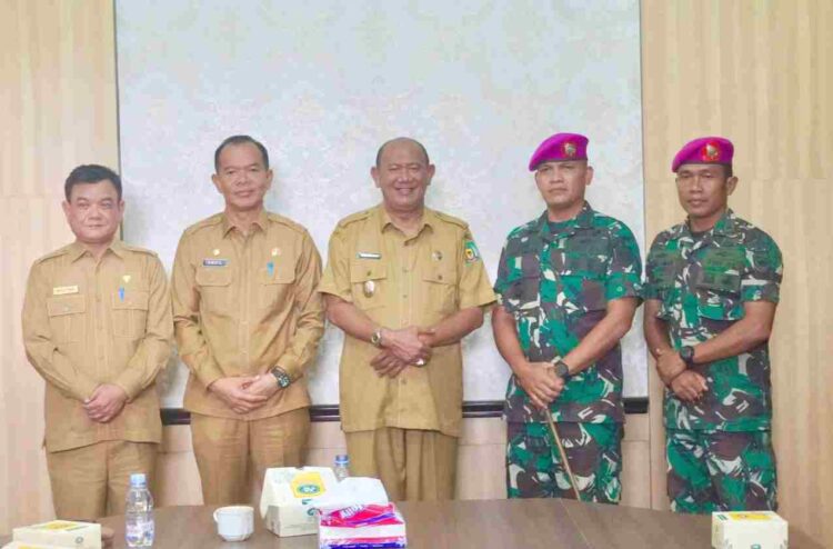 Baru Dilantik, Danyonif Marinir 8 Bersilaturahmi dan Perkenalkan Diri ke Plt Bupati Langkat