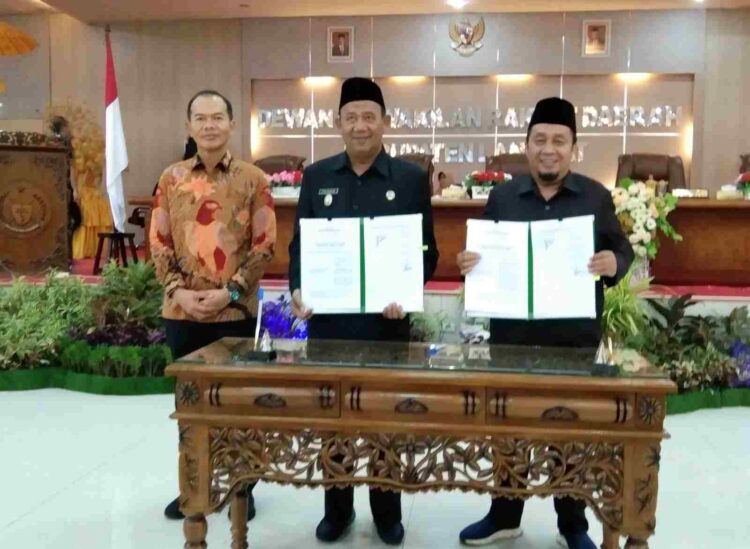 DPRD Langkat Setujui 7 Ranperda Jadi Perda