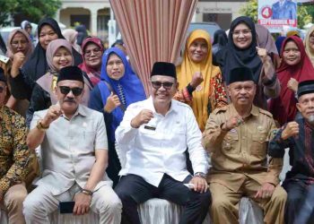 Bupati Solok Lakukan Kunjungan ke Nagari Saniangbaka untuk Tampung Aspirasi Warga