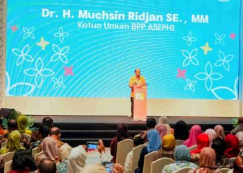 Dekranasda Solok Ikuti Kegiatan Pameran Inacraft 2024 yang Dibuka Menkop UMKM