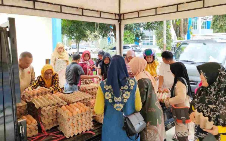 Jelang Ramadhan, Tim TPID Pemkab Solok Lakukan Operasi Pasar