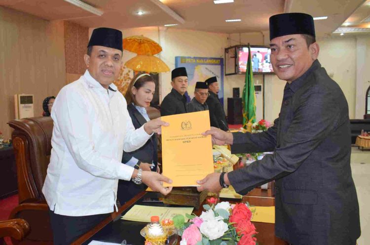 DPRD Langkat Berikan Rekomendasi Atas LKPJ Bupati 2023