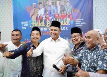 Bupati Solok Jalin Silaturahmi Sekaligus Halalbihalal bersama Alumni SMA Solok Teras 79-82