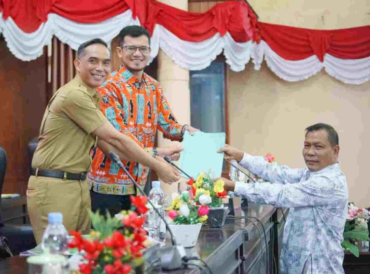 DPRD Kabupaten Solok Gelar Paripurna LKPJ Bupati Tahun 2023