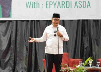 KAHMI Sumbar Nobatkan Bupati Epyardi Asda Sebagai Sohibul