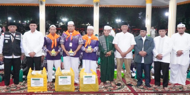 Pj Bupati Langkat Lepas 113 Jemaah Calon Haji Kloter 7 Ba’da Shubuh