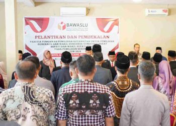 Bupati Solok Saksikan Pelantikan Panwascam untuk Pilkada Serentak Tahun 2024