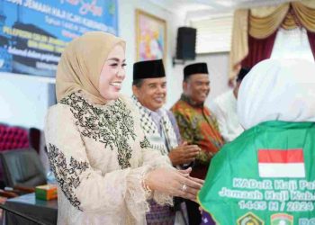 Sekda Solok Melepas Keberangkatan Calon Jemah Haji Tahun 1445 H/2024