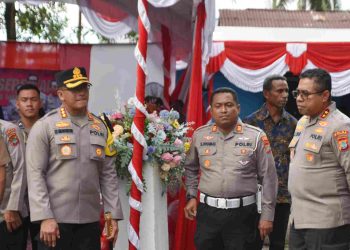 Polda Papua Barat bersama Polresta Manokwari Gelar Baksos Kesehatan dan Renovasi Paud di Fanindi-Manokwari