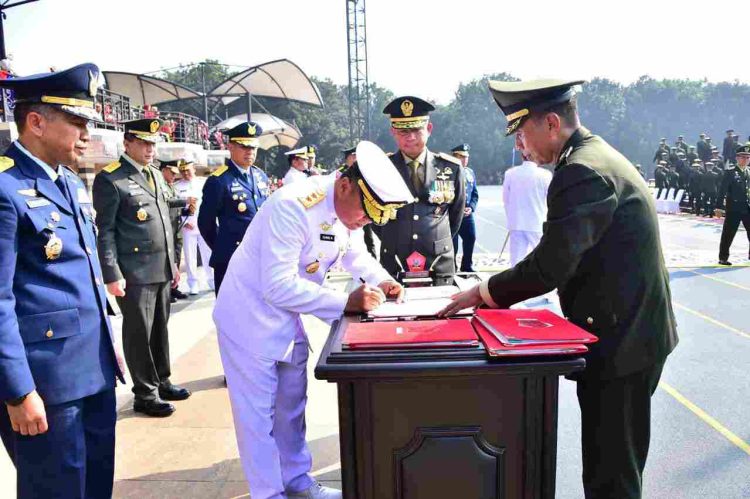 108 Perwira Prajurit Karier TNI AL TA 2024 Resmi Dilantik Panglima TNI