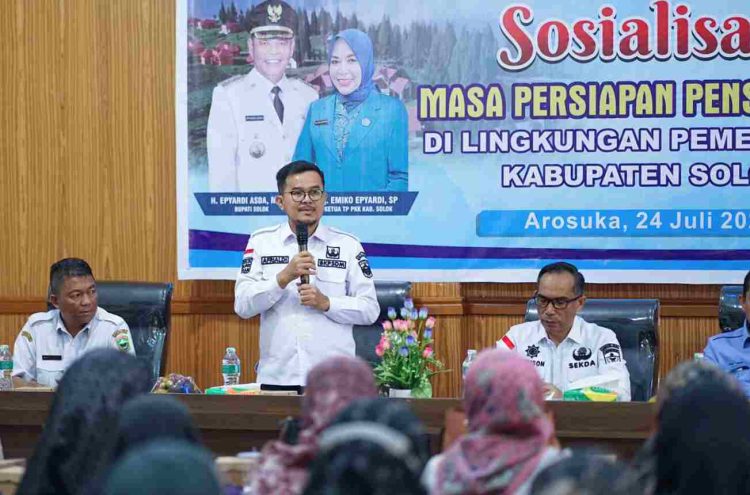 Bupati Solok Buka Kegiatan Sosialisasi Masa Persiapan Pensiun ASN
