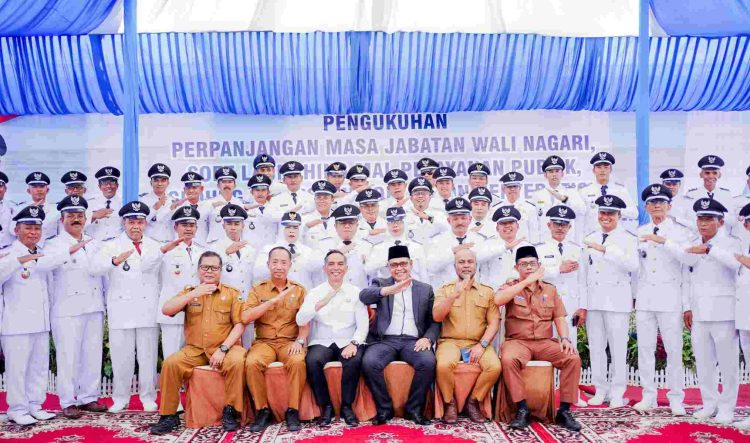 Bupati Solok Kukuhkan Perpanjangan Masa Jabatan 49 Walinagari dan Resmikan 3 Gedung Pemerintahan