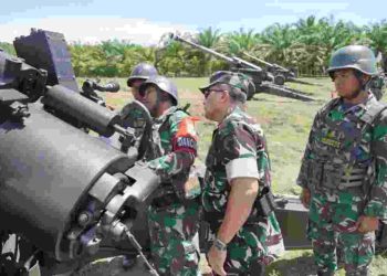 Pangdam IM Tinjau Latbakjatratnis Yonarmed 17/Rencong Cakti