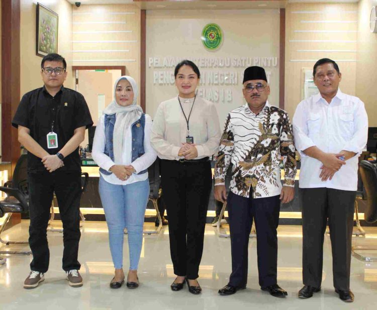 PN Stabat Terima Kunjungan Silaturahmi Pimpinan Sementara DPRD Langkat