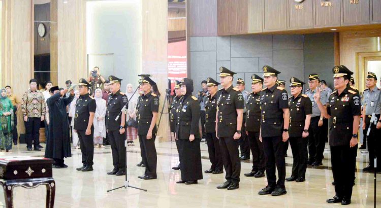 Lantik Pimti Baru, Supratman Ingatkan Transparansi dan Keterbukaan Informasi untuk Masyarakat