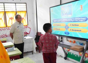 Menuju Generasi Emas Indonesia 2045, Pj Bupati Langkat Resmikan SD dan SMP Unggulan