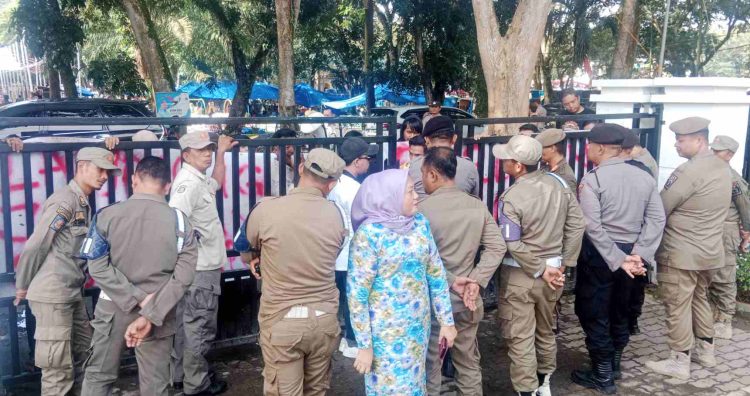 Gelar Demo, JMI-SU: DPRD Langkat Dinilai Gagal, dalam Fungsi Legislasi, Anggaran dan Pengawasan