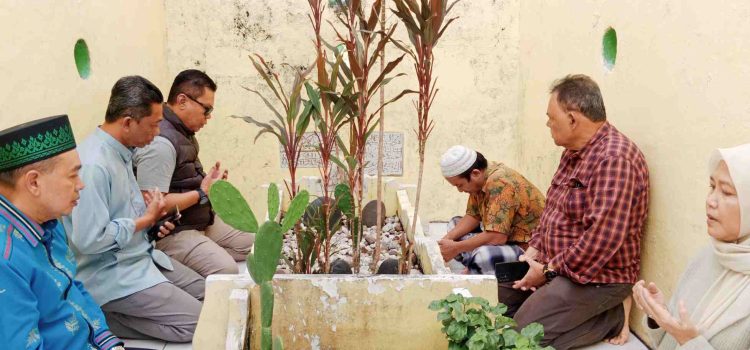 Pj Bupati Magetan Ziarah ke Makam Ulama di Masjid Azizi Tanjung Pura-Langkat