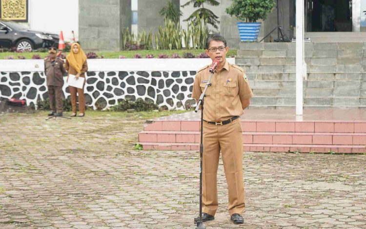Kadis PMN Paparkan Sejumlah Himbauan dalam Apel Pagi di Pemkab Solok