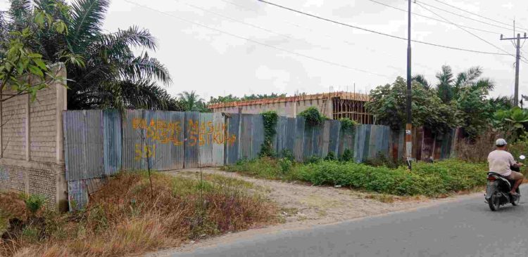 Bangunan Diduga Ilegal di Pematang Tengah-Tanjung Pura Tidak Ditertibkan Satpol PP Langkat, Ada Apa?