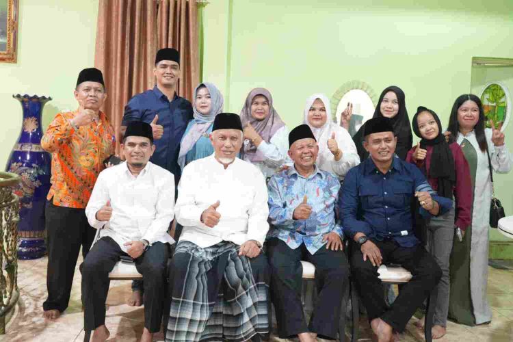 Safari Ramadhan Perdana, Bupati dan Wakil Bupati Solok Sambut Gubernur Sumbar di Masjid Al Ihsan