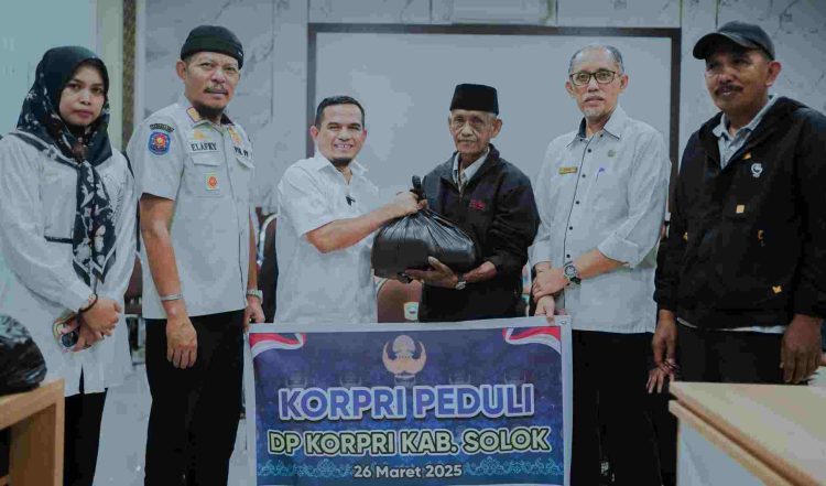 Wabup Solok Salurkan Bantuan “Korpri Peduli” untuk Masyarakat Jorong Kayu Aro