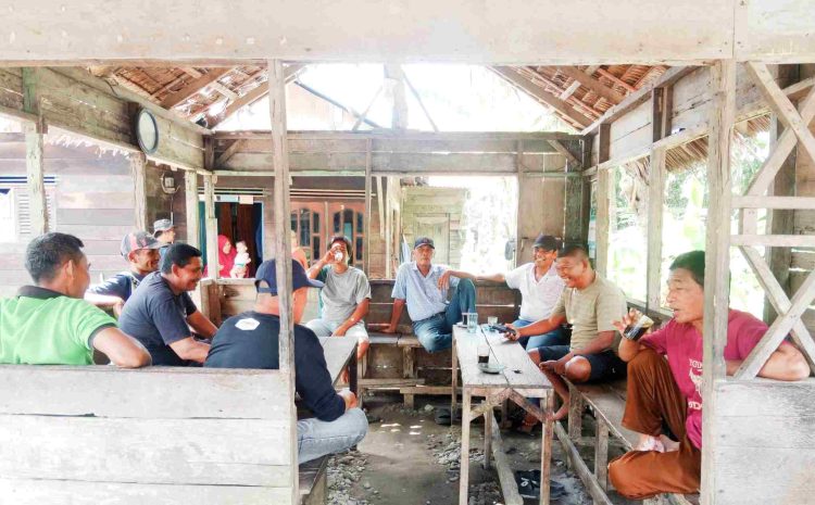Minum di Warung Kopi: Tradisi Turun-Temurun Warga Indonesia di Kampung