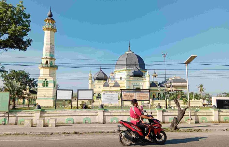 Masih Berdiri Megah, Masjid Azizi, Gedung Kerapatan, dan Sekolah Mahtab, Peninggalan Kesultanan Langkat