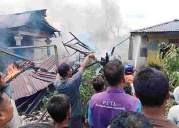 Satu Rumah Panggung di Tanjung Pura Ludes Terbakar, Dua Rumah Lain Terimbas