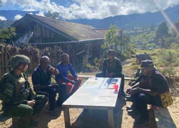 Satgas Yonif 700/WYC Pos Gome Gelar Anjangsana, Kepala Distrik: Gome Jadi Pusat Pemerintahan dan Ekonomi