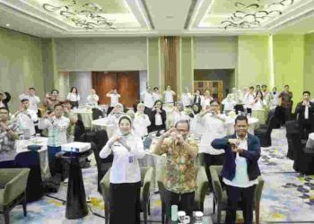 Mendagri Muhammad Tito Karnavian menandatangani SKB dengan Menteri PU Dody Hanggodo dan Kepala BGN Dadan Hindayana tentang Penetapan Daftar Lokasi Pembangunan Satuan Pelayanan Pemenuhan Gizi di daerah. (Ril-Dberita.id)