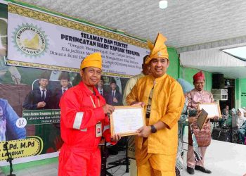 Peringati Hari Tanjak Sedunia, PT EMP Gebang Terima Penghargaan