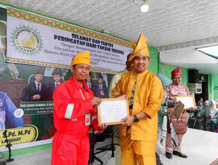 Peringati Hari Tanjak Sedunia, PT EMP Gebang Terima Penghargaan