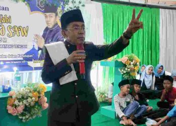 Peringati Maulid Nabi Muhammad SAW, Ustaz Abdul Majid Syam Isi Ceramah di Desa Pematang Tengah