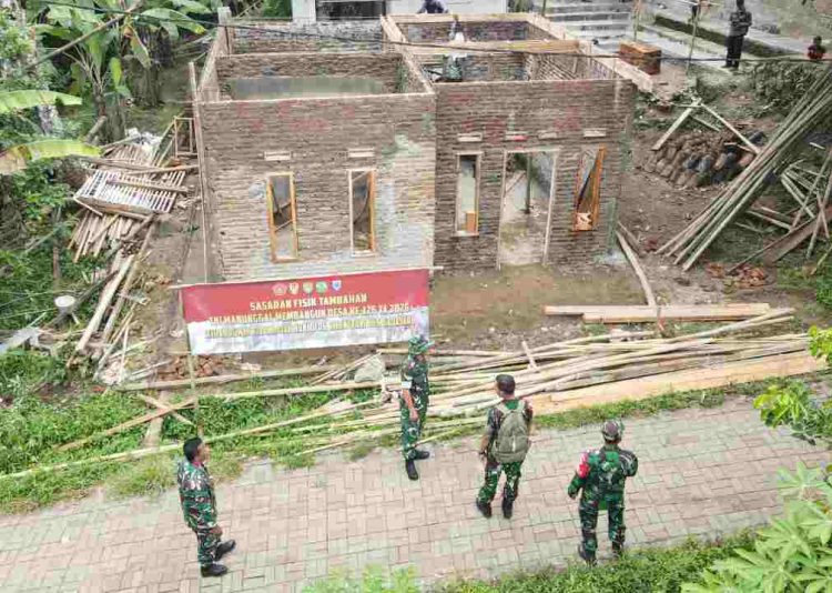 Dansatgas TMMD Ke-126 Tinjau Progres Pekerjaan Rehab RTLH Sudah Capai 20 Persen