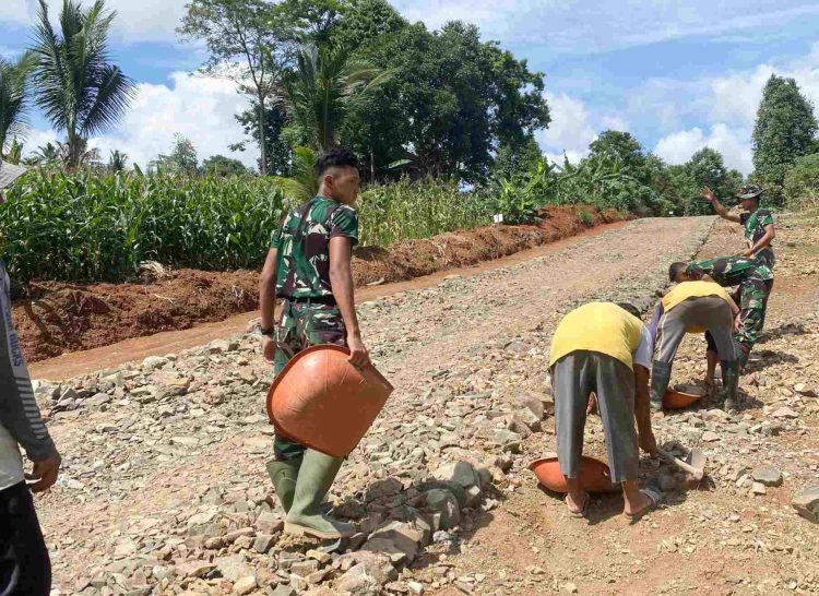 Satgas TMMD Ke-126 Kodim 0601/Pandeglang Lanjutkan Pengerasan Jalan, Progres Capai 94%