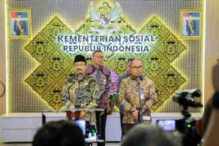 Kemensos Mulai Salurkan Bansos Adaptif Sumatra, Target Kelar Sebelum Lebaran