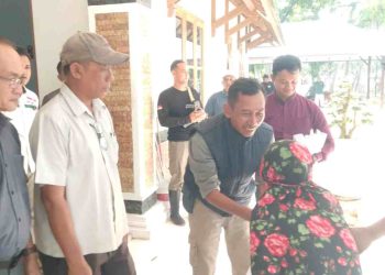 318 Eks Pensiunan Karyawan Terima Zakat Mal dari Direktur PT Buana Estate