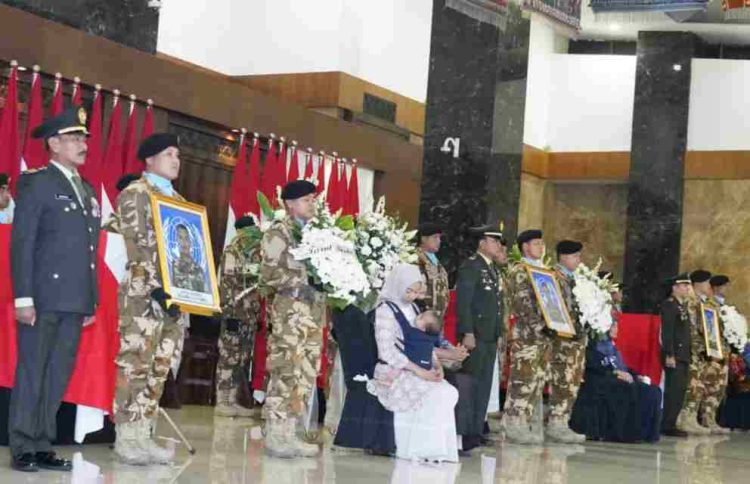 Kasad Pimpin Pelepasan Tiga Jenazah Prajurit TNI Satgas UNIFIL