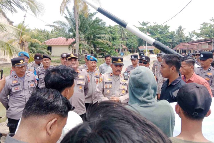 Diduga Terlibat Perambahan Hutan, Mahasiswa Desak Kapolsek Tanjung Pura Dicopot